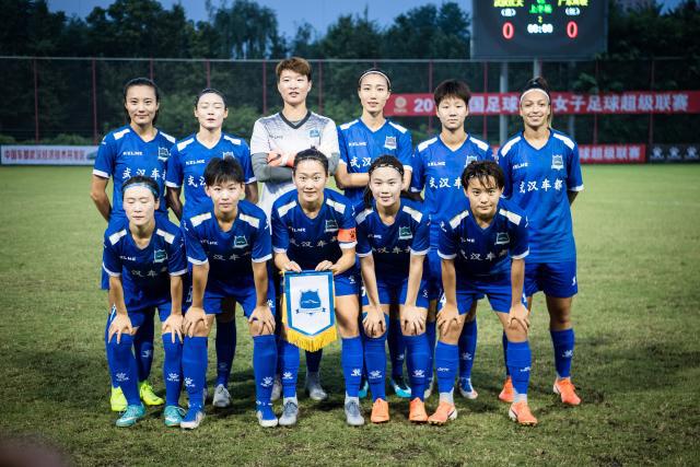 杨瀚森22+14青岛胜深圳 吴前17分浙江险胜广州